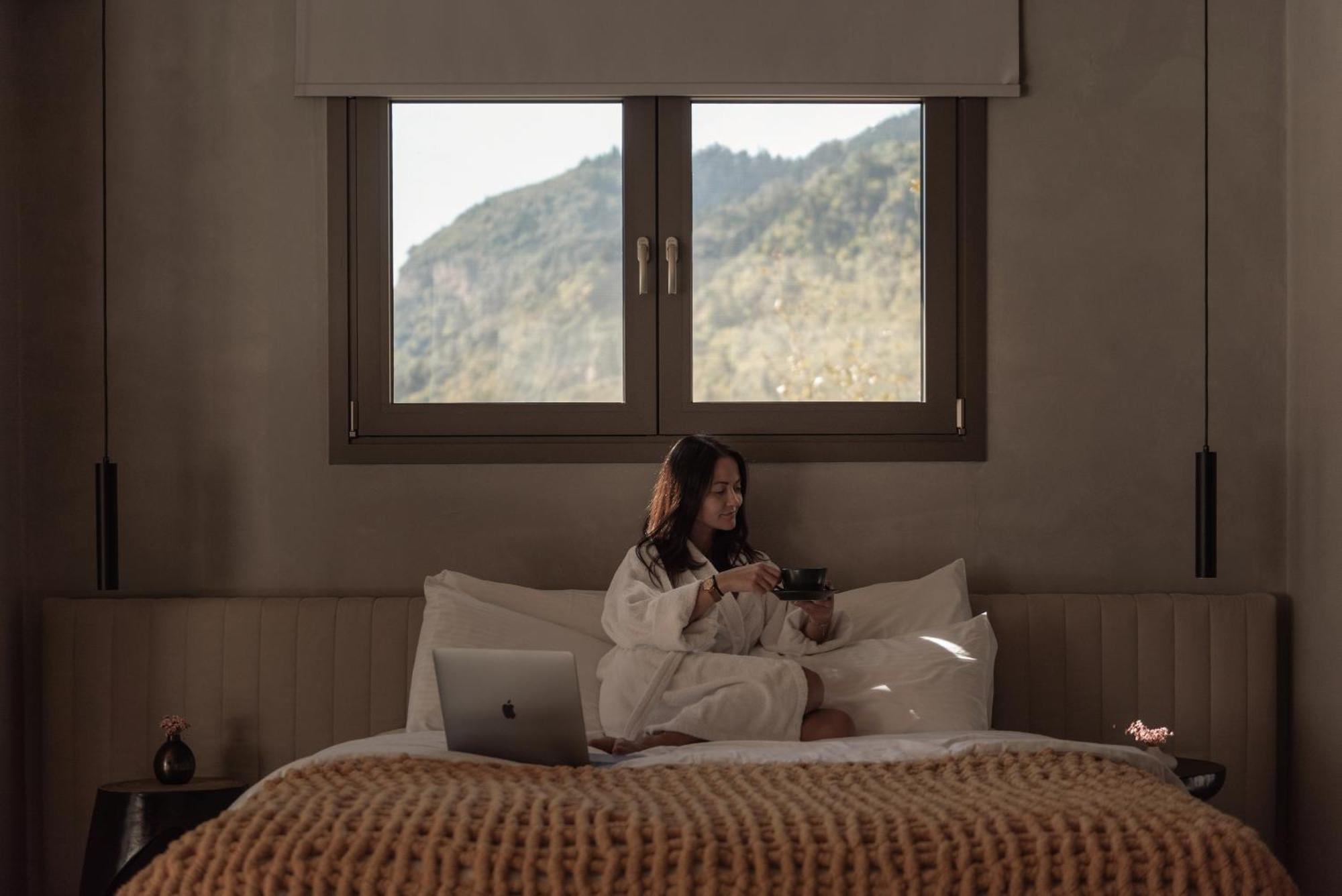 Evora Luxury Suites Mega Chorio Ngoại thất bức ảnh